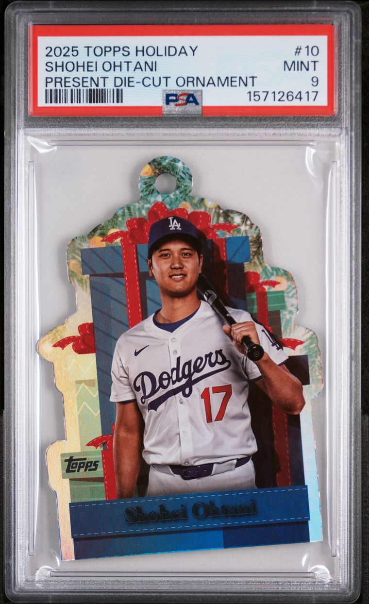 #10 SHOHEI OHTANI 2025 TOPPS HOLIDAY PRESENT DIE-CUT ORNAMENT